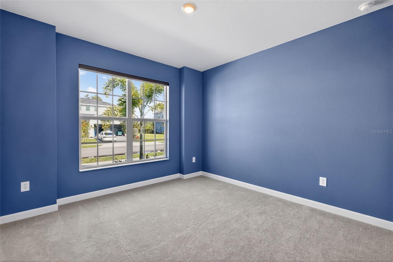 TUCKERS COVE - Residential