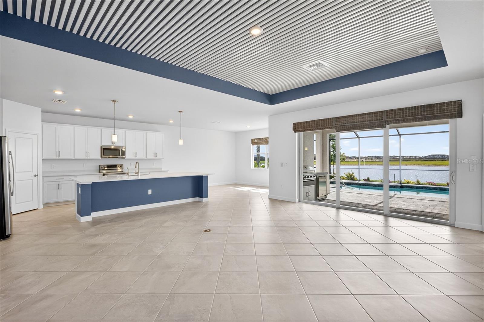 TUCKERS COVE - Residential