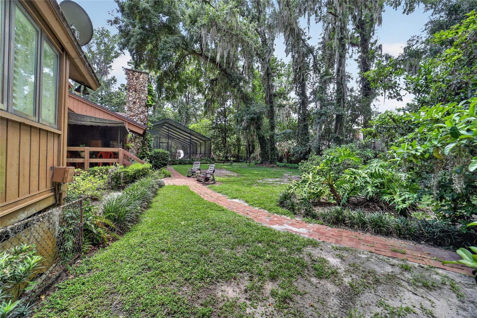 WOODRIDGE - Residential