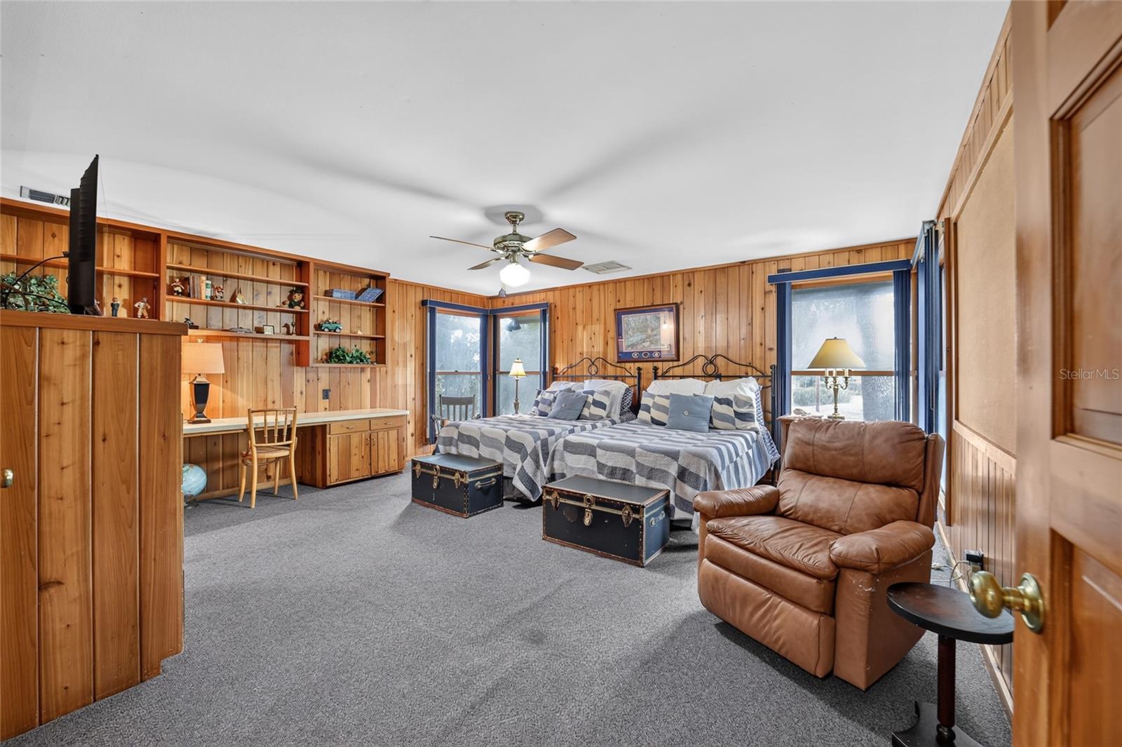 WOODRIDGE - Residential