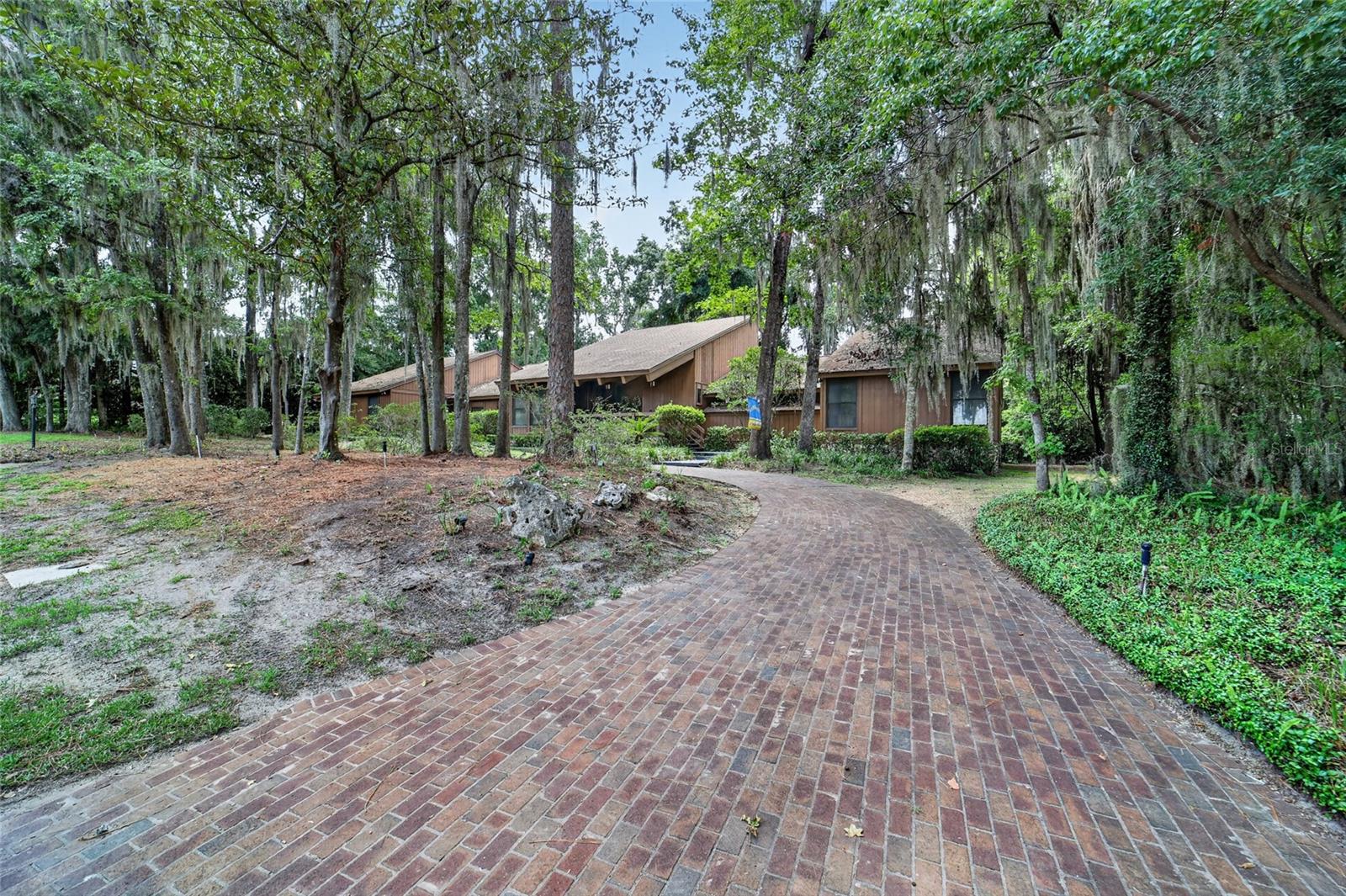 WOODRIDGE - Residential