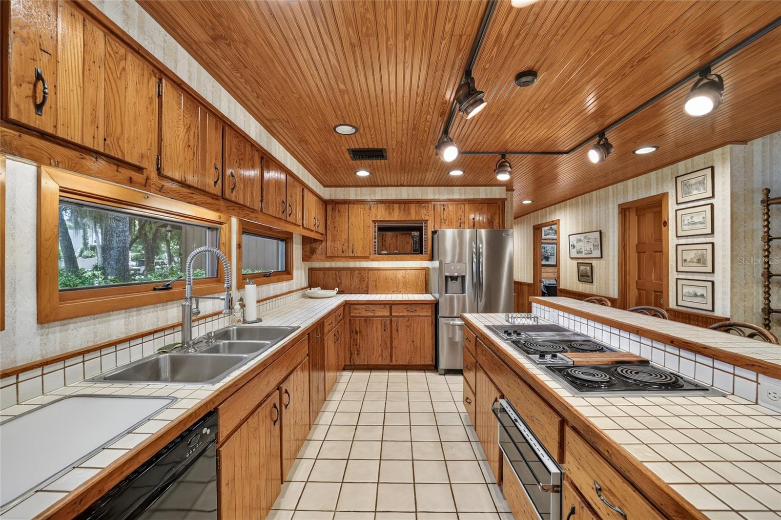 WOODRIDGE - Residential