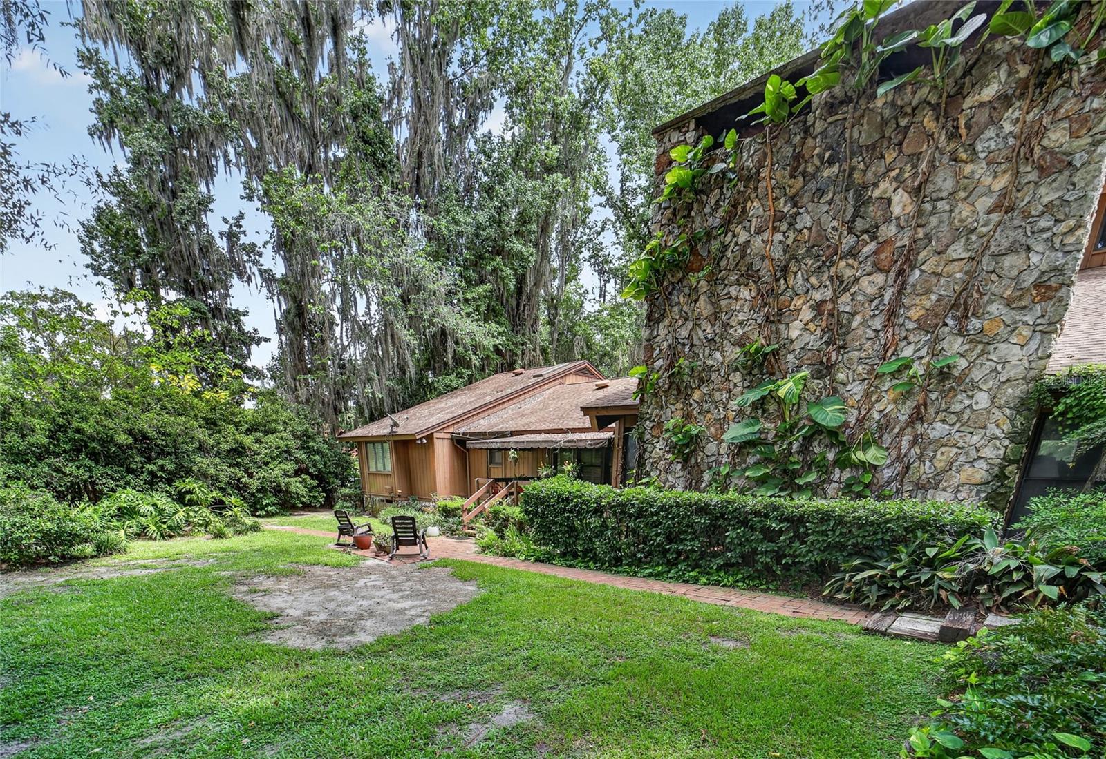 WOODRIDGE - Residential