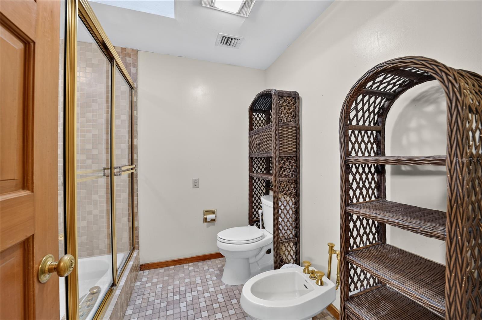 WOODRIDGE - Residential