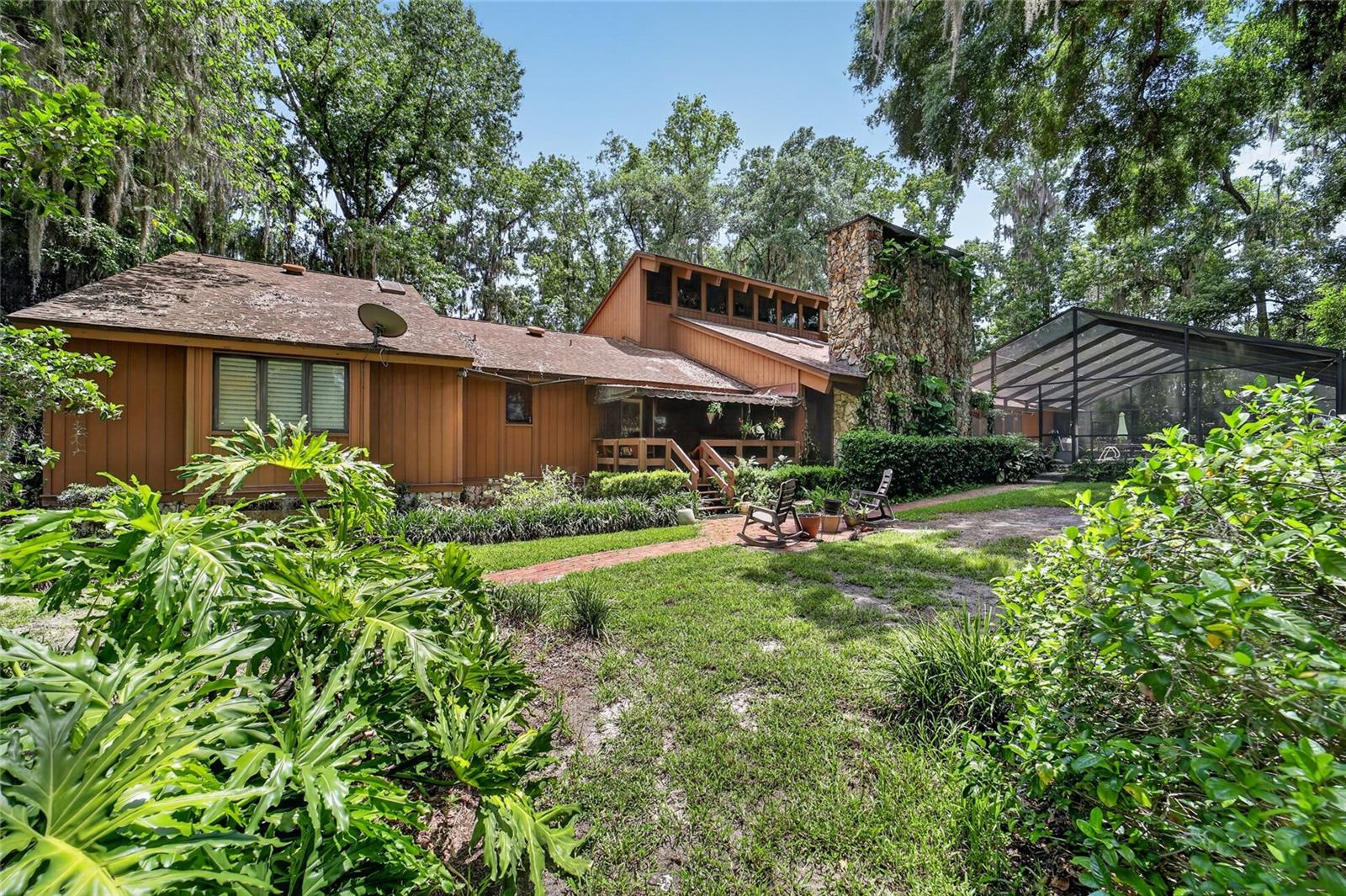 WOODRIDGE - Residential