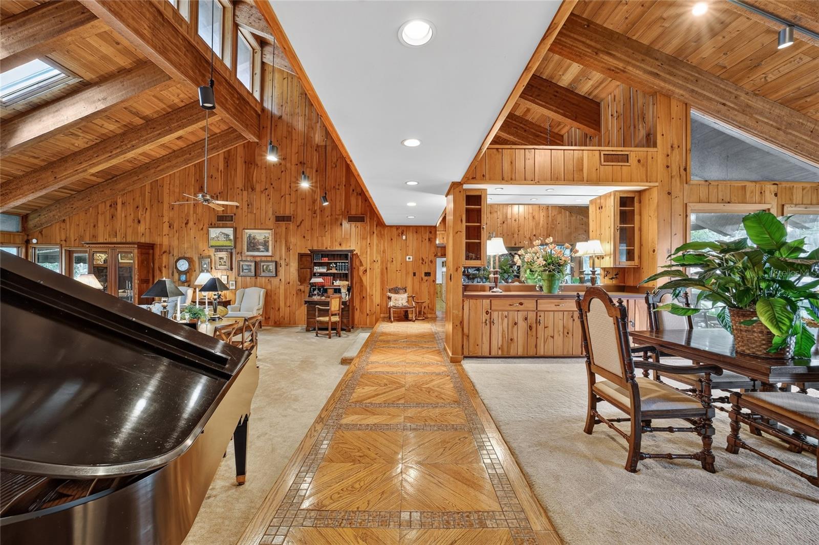 WOODRIDGE - Residential