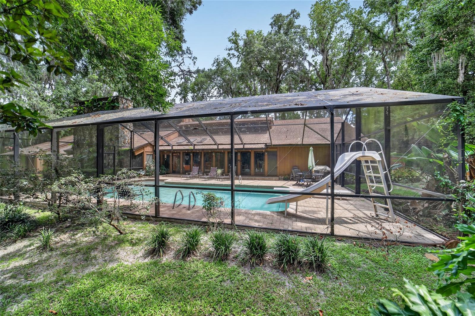WOODRIDGE - Residential
