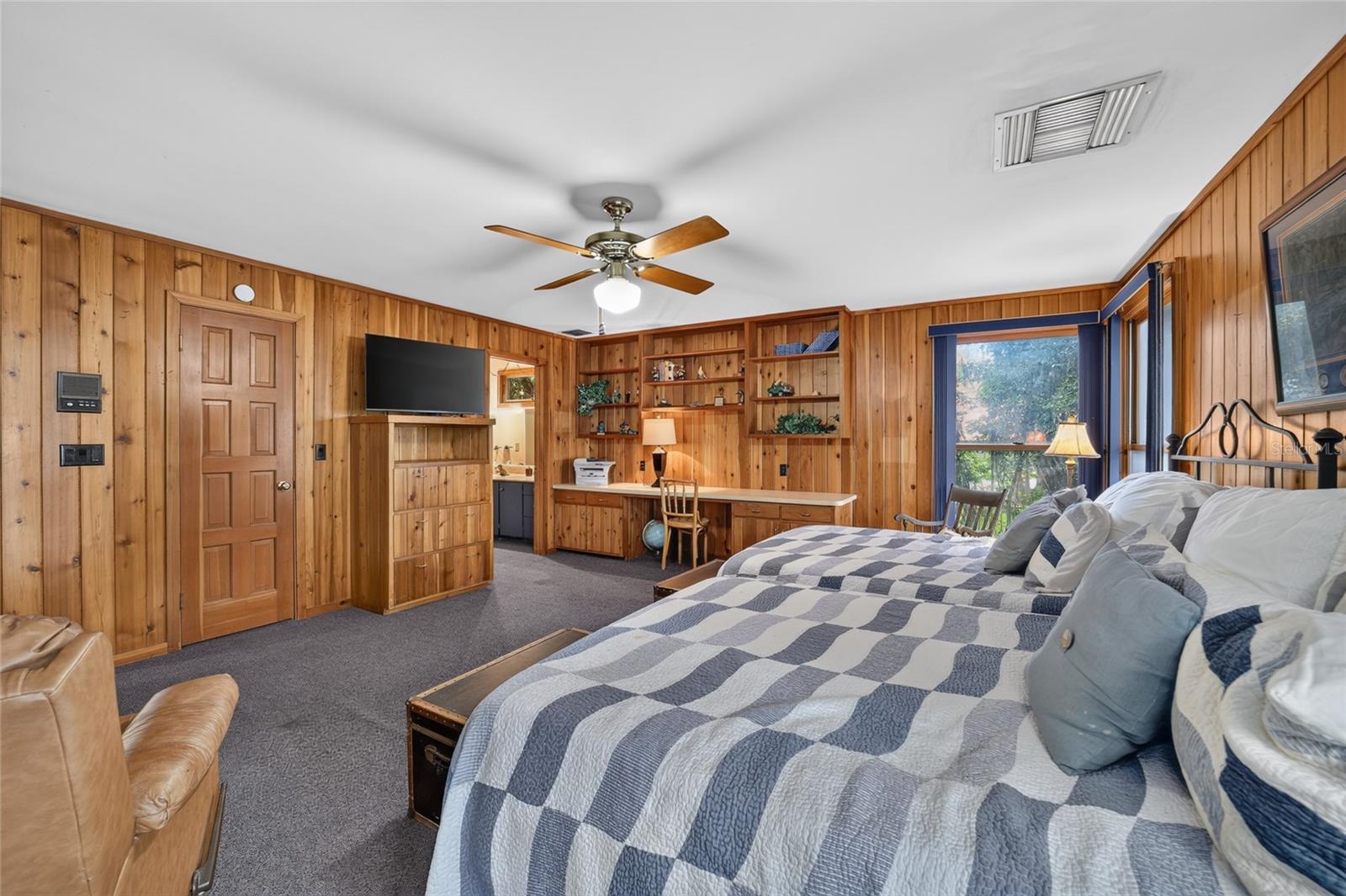 WOODRIDGE - Residential