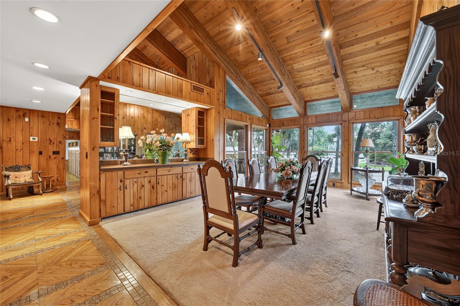 WOODRIDGE - Residential