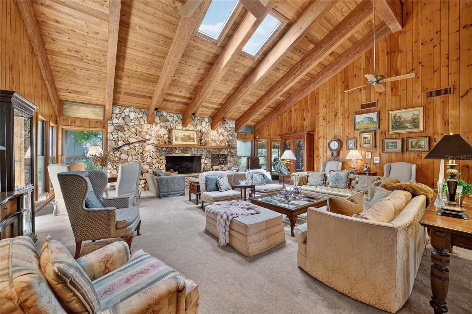 WOODRIDGE - Residential