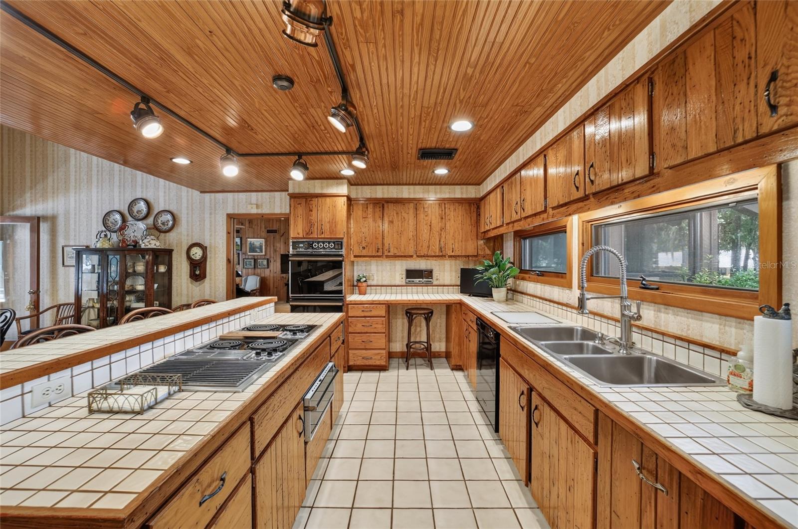 WOODRIDGE - Residential