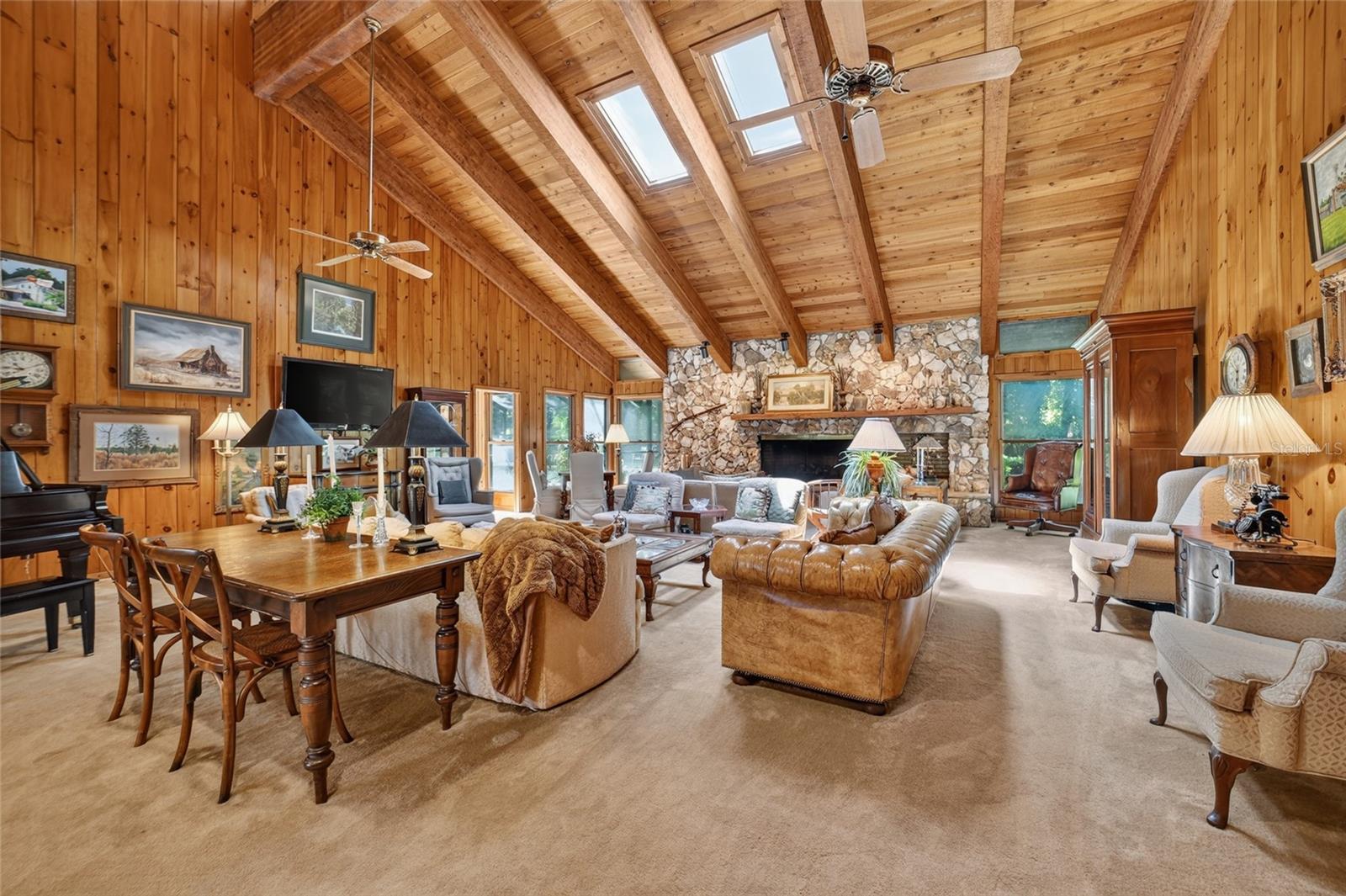 WOODRIDGE - Residential