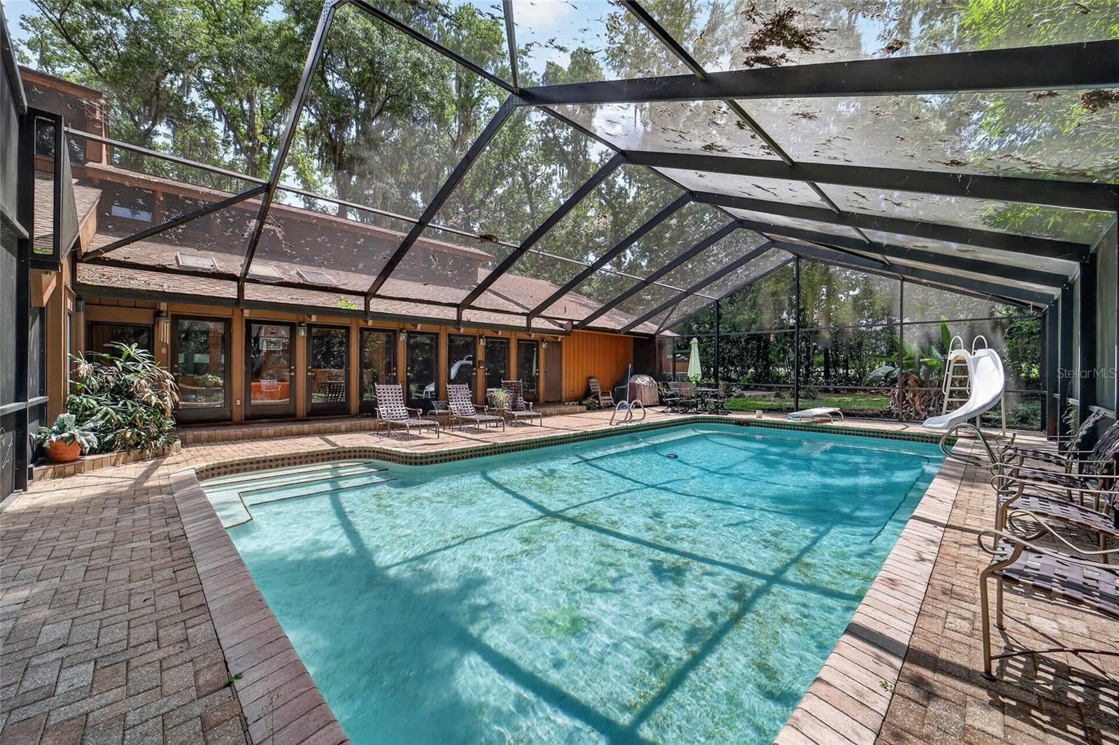 WOODRIDGE - Residential