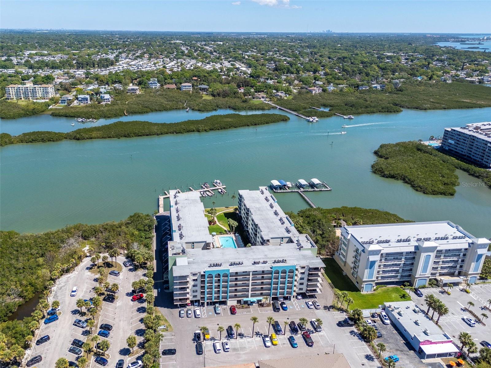 GOLDEN SHORES CONDO - Residential