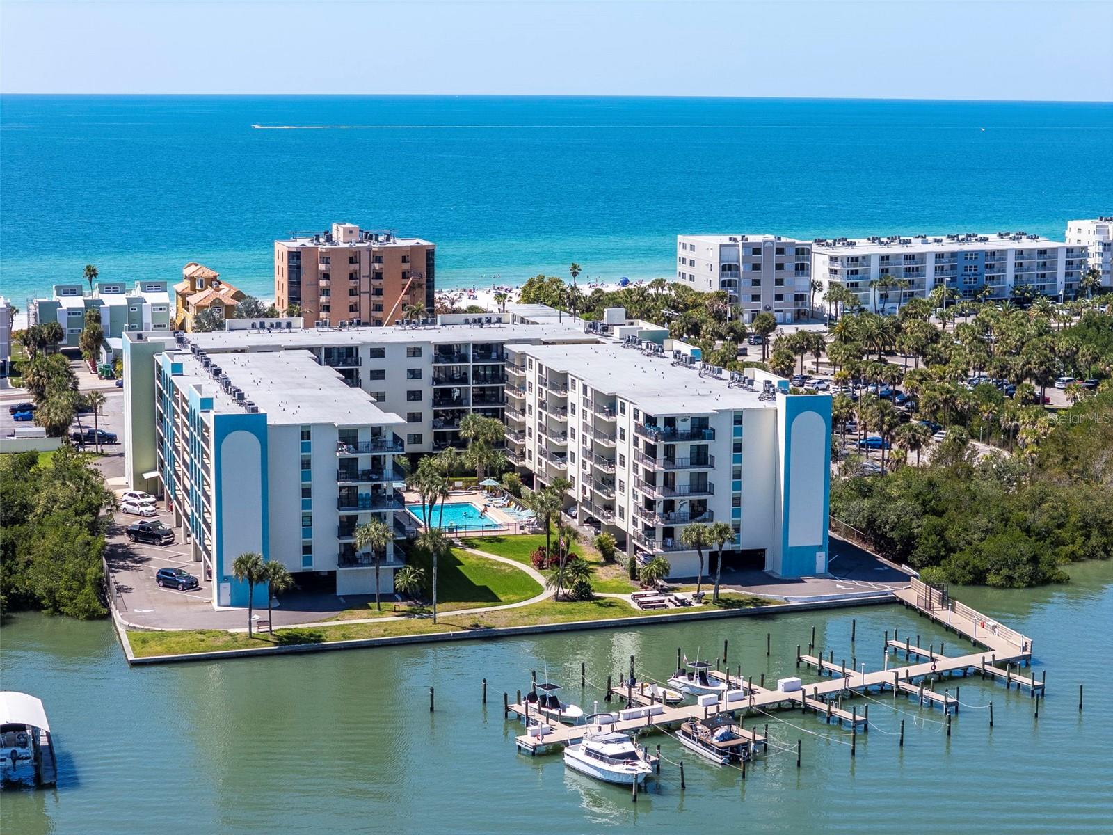 GOLDEN SHORES CONDO - Residential