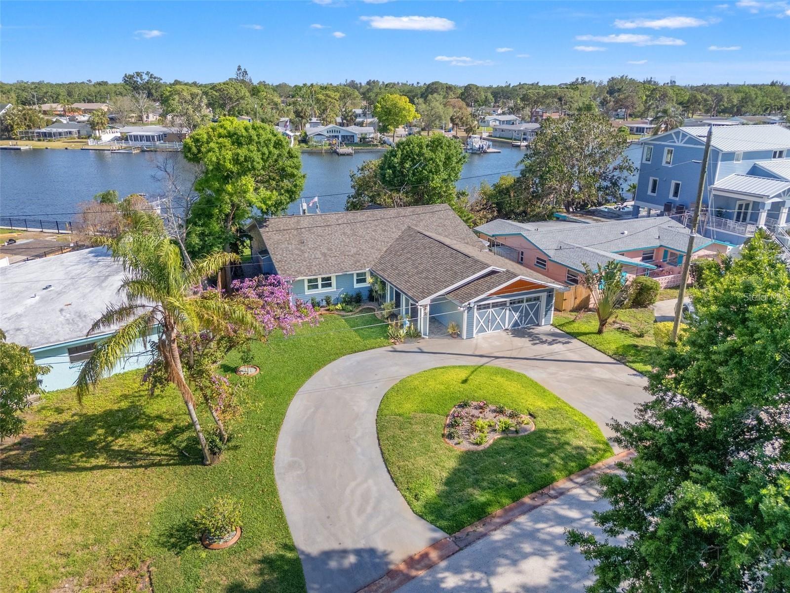 SUN-LIT SHORES - Residential