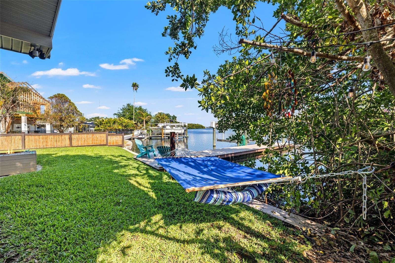 SUN-LIT SHORES - Residential