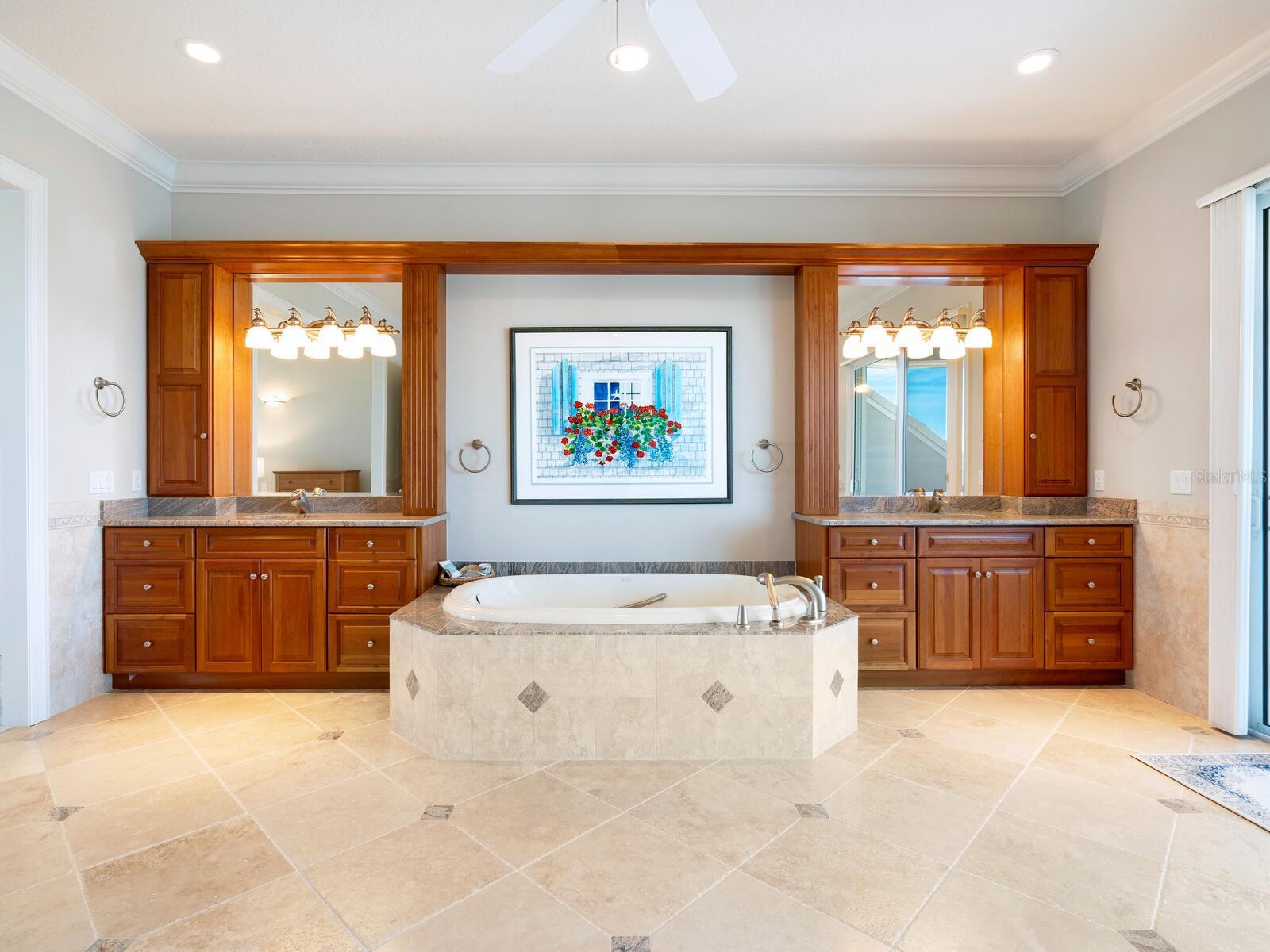 CASEY KEY - Residential
