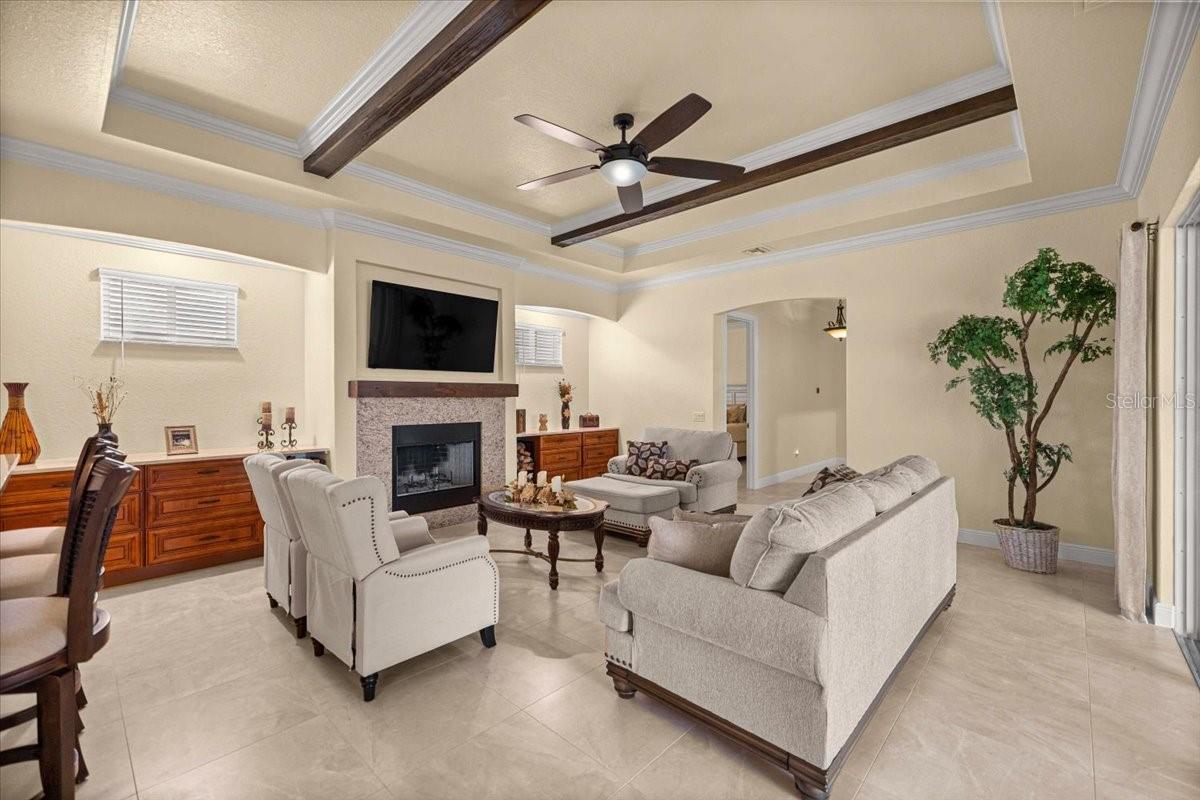 IRISH ACRES - Residential