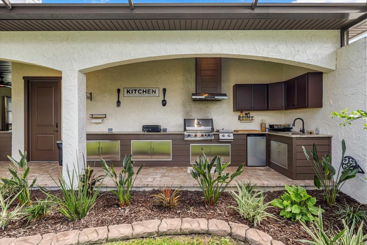 IRISH ACRES - Residential