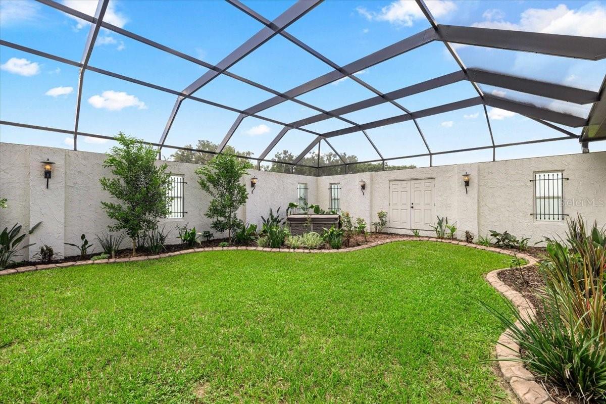 IRISH ACRES - Residential