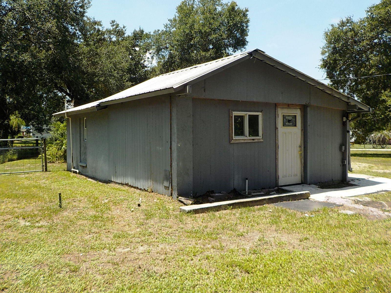 WELLES PARK - Residential