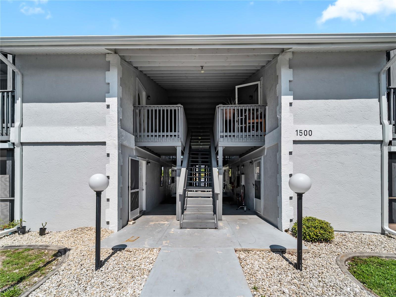 CEDAR WOODS - Residential