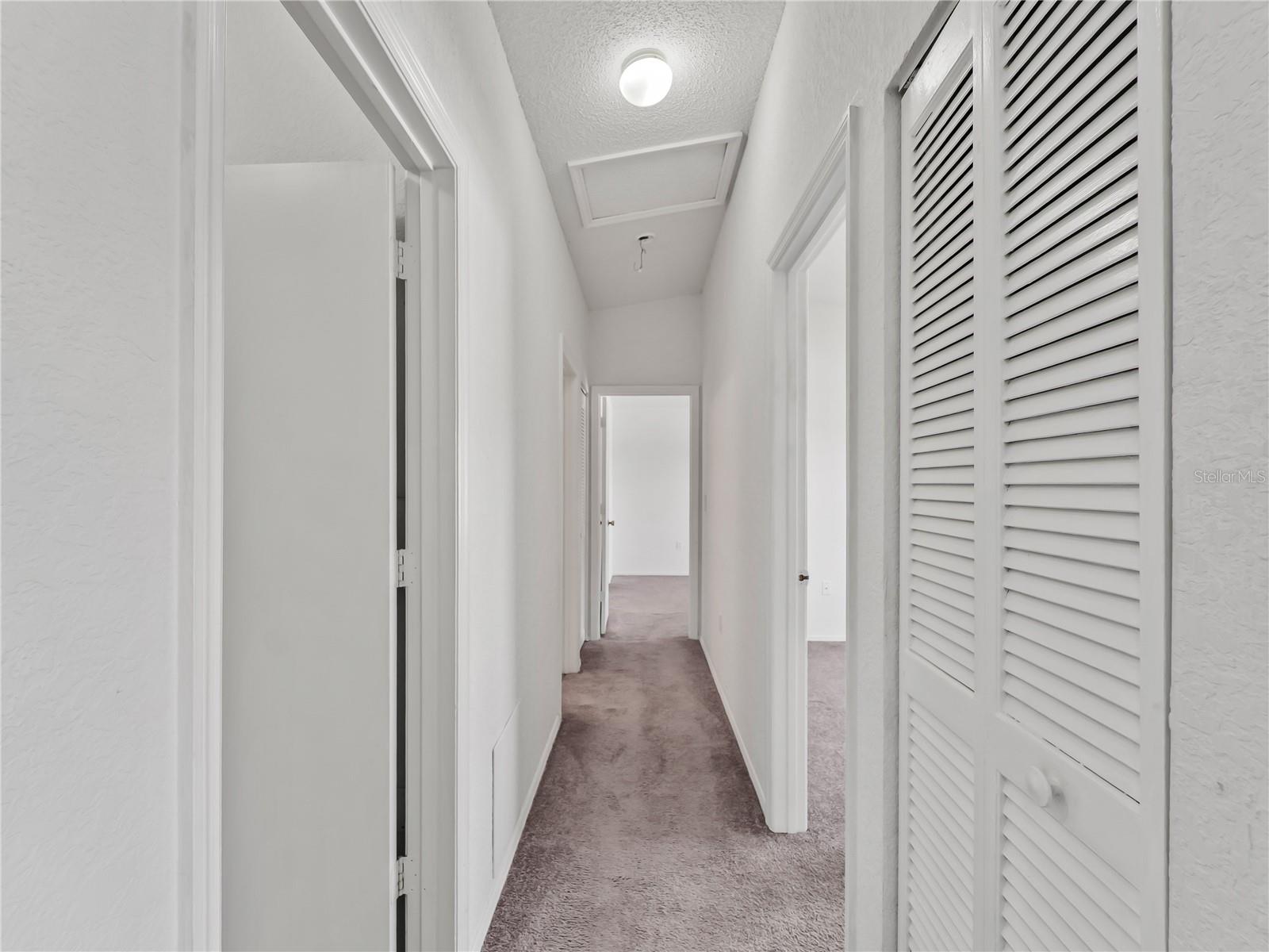 CEDAR WOODS - Residential