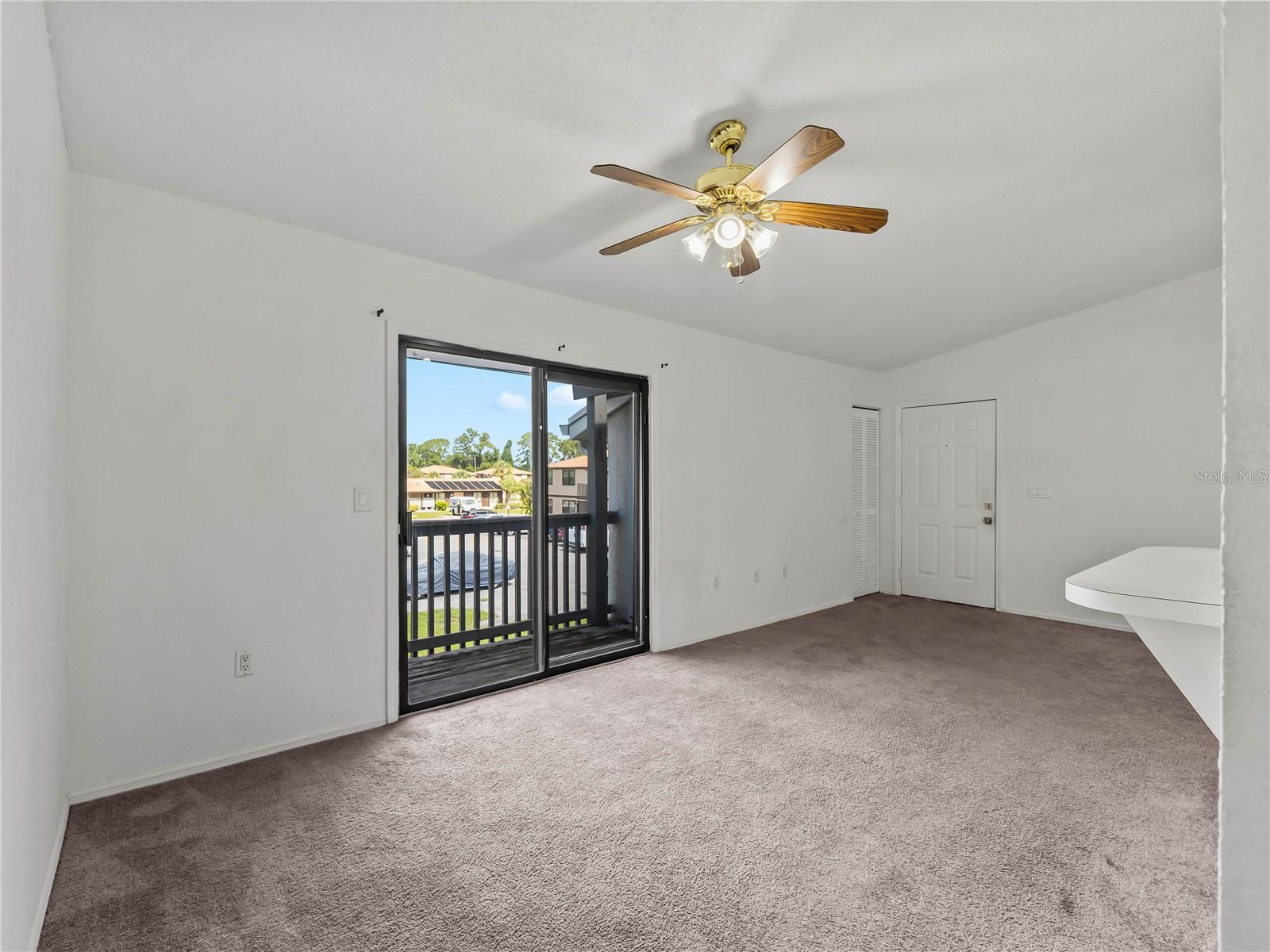 CEDAR WOODS - Residential