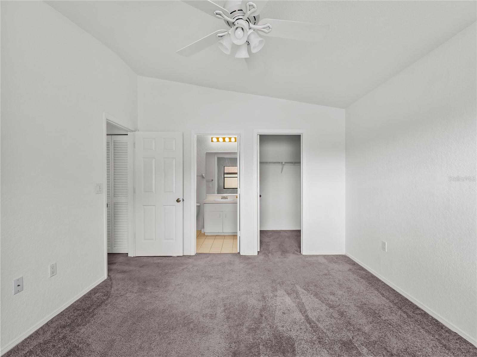 CEDAR WOODS - Residential