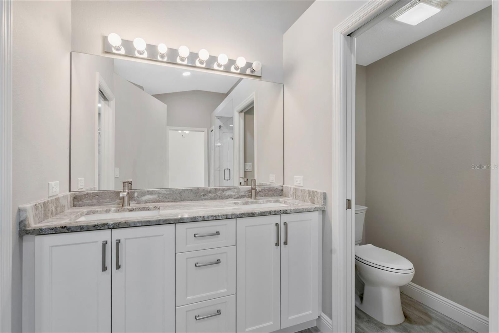 FOUNTAINS AT CYPRESS LAKES II-B THE - Residential