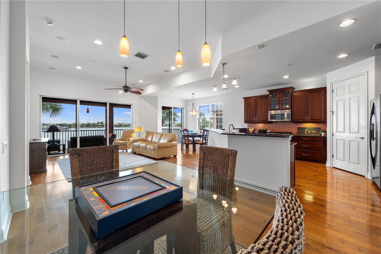 THE LAGOON/ AT TIDEWATER PRESERVE - Residential