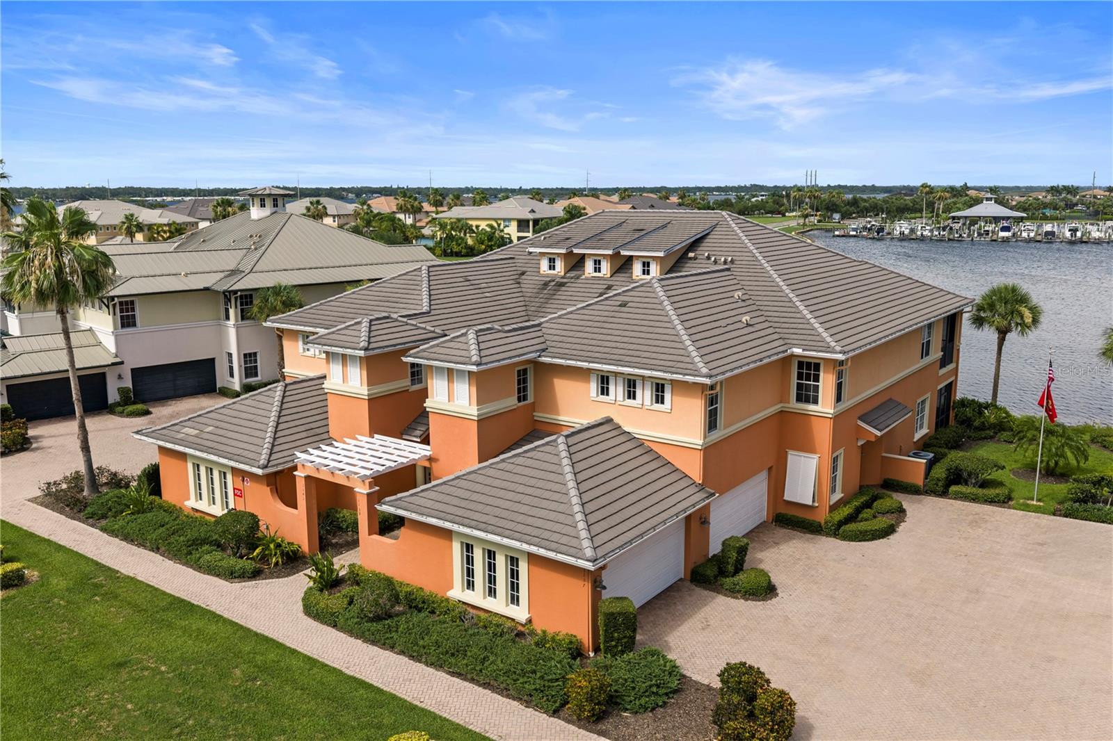 THE LAGOON/ AT TIDEWATER PRESERVE - Residential