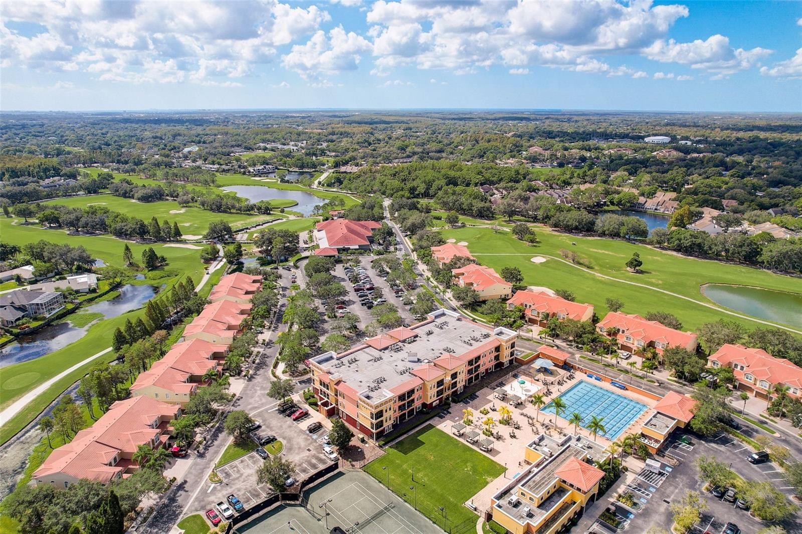 EMERALD GREEN VILLAS A CONDO - Residential