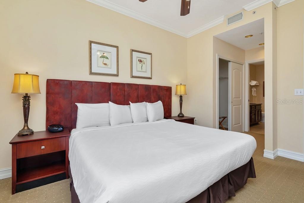 EMERALD GREEN VILLAS A CONDO - Residential