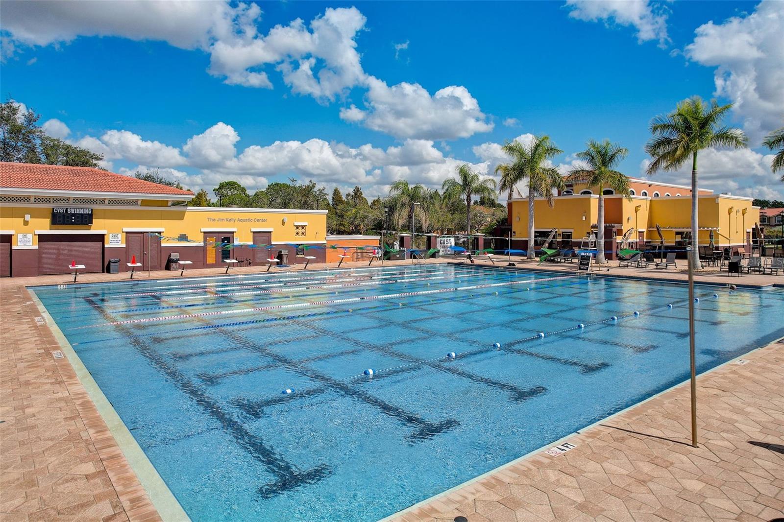 EMERALD GREEN VILLAS A CONDO - Residential