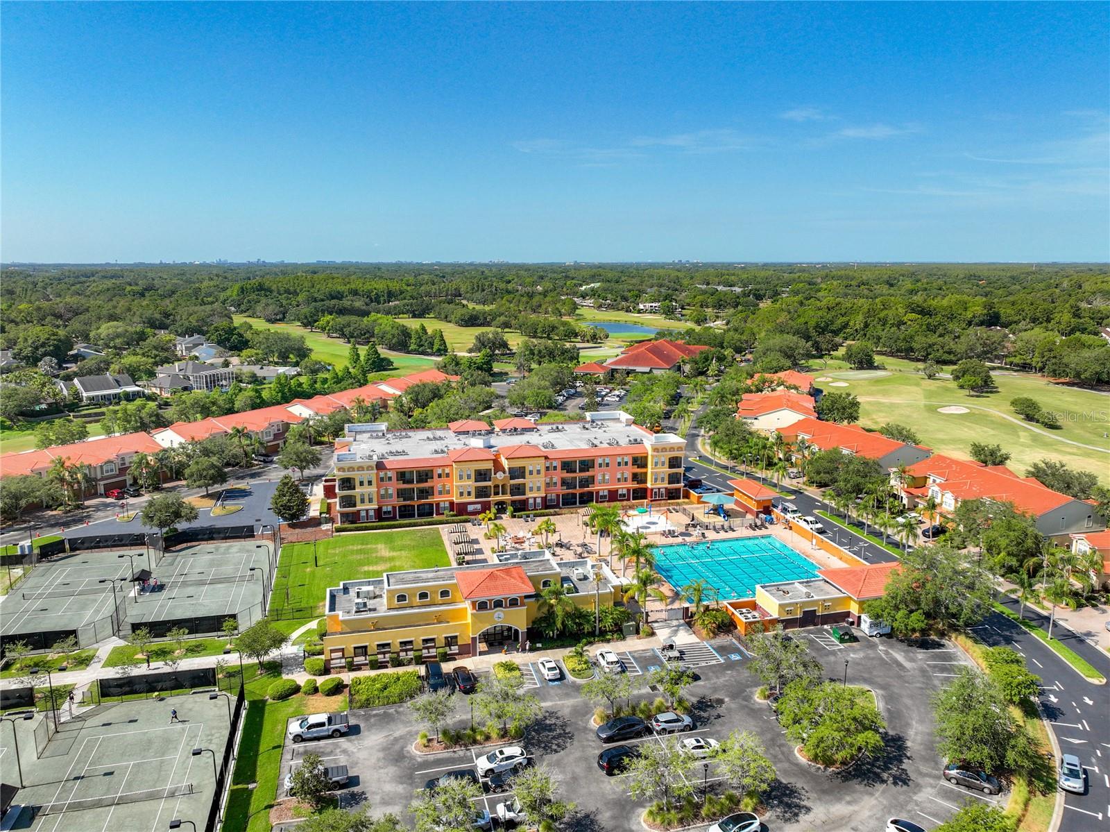 EMERALD GREEN VILLAS A CONDO - Residential