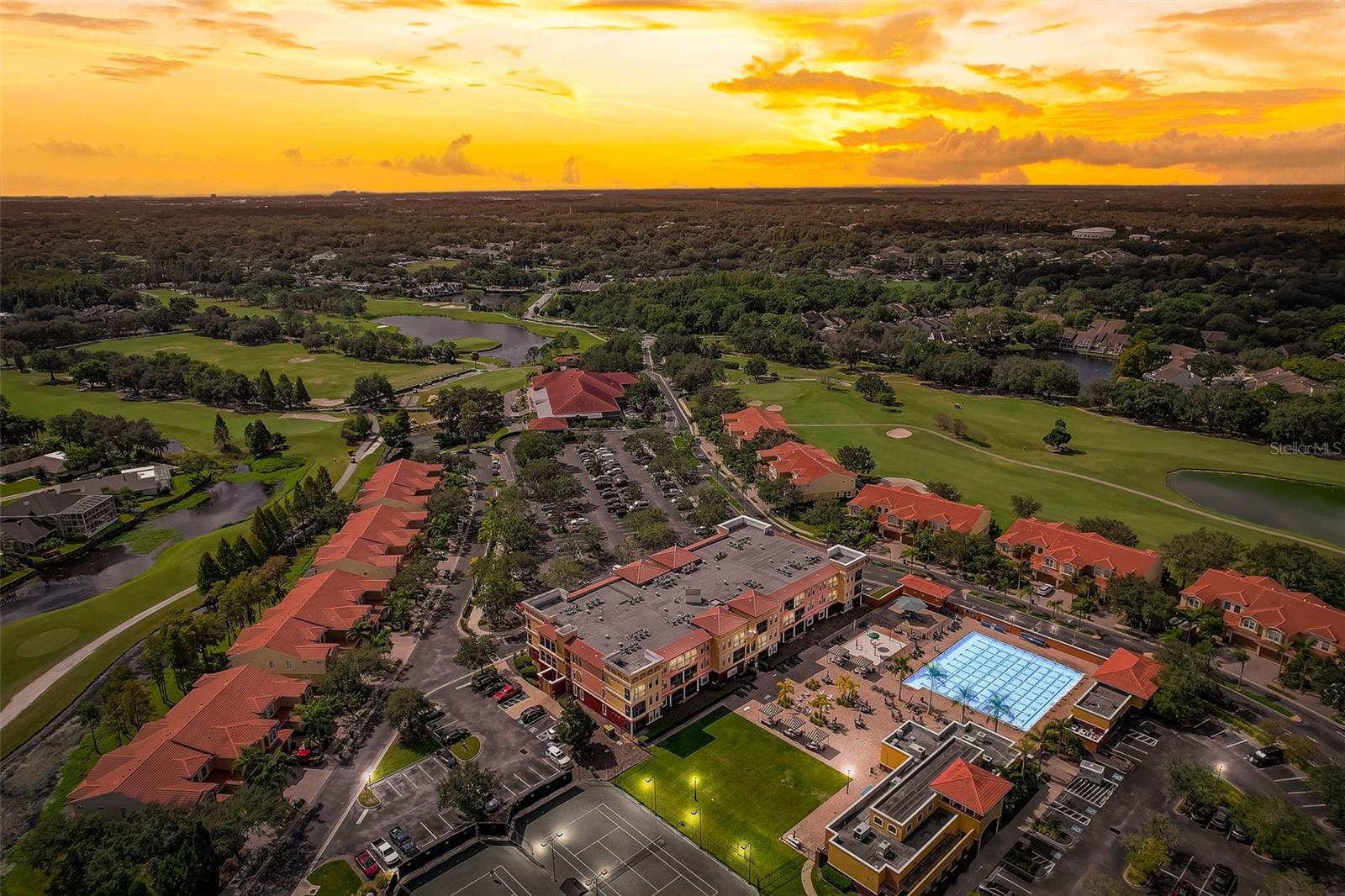 EMERALD GREEN VILLAS A CONDO - Residential