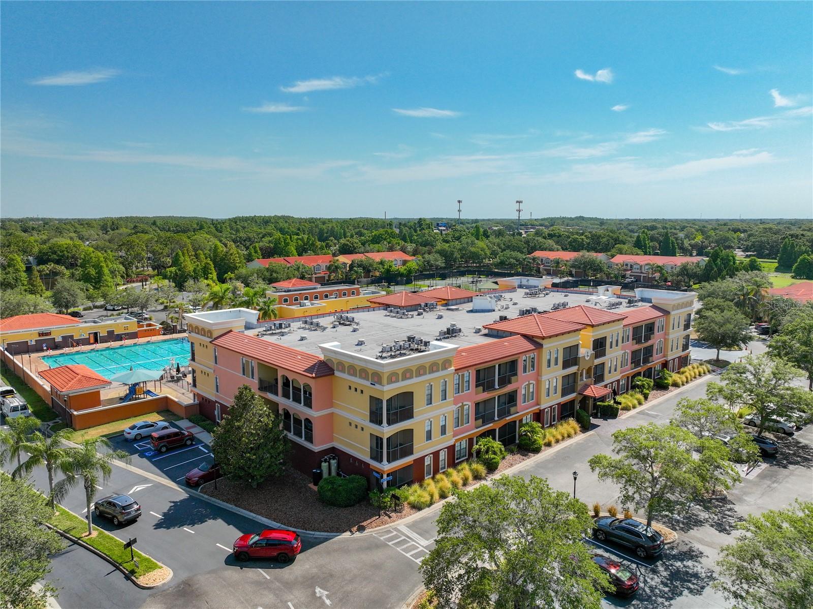 EMERALD GREEN VILLAS A CONDO - Residential