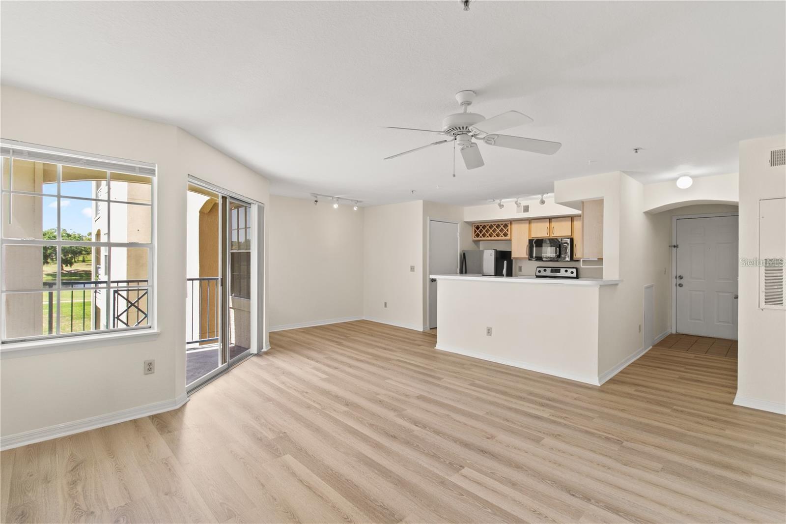BERMUDA DUNES PRIVATE RESIDENCE - Residential Lease