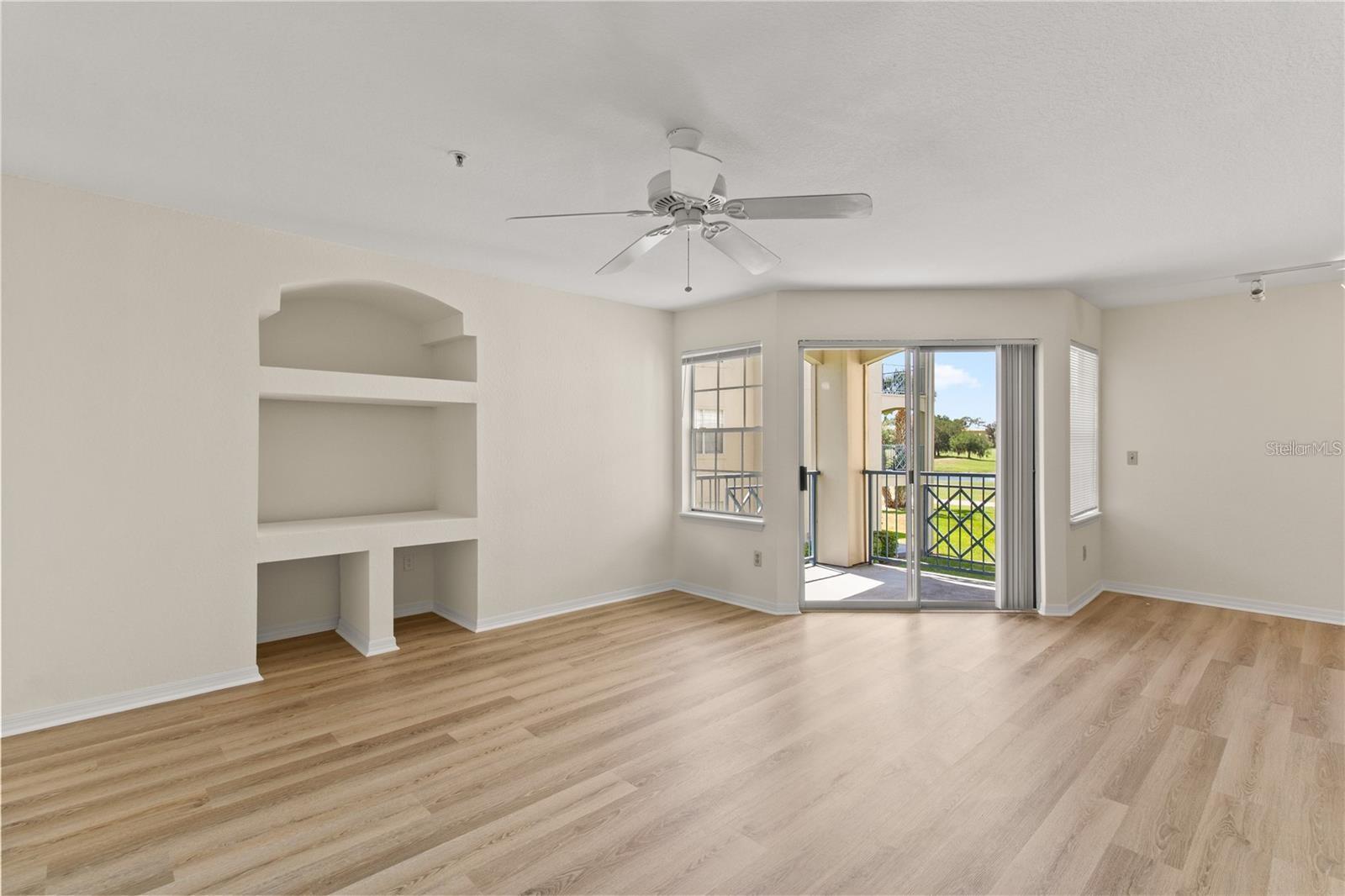 BERMUDA DUNES PRIVATE RESIDENCE - Residential Lease