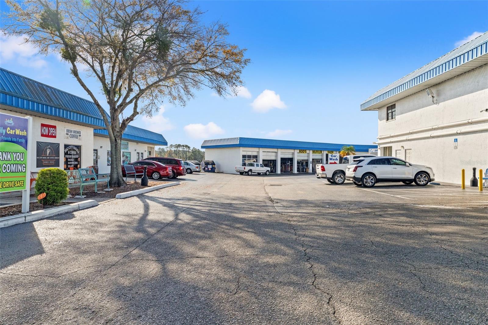 ACREAGE - Commercial Sale