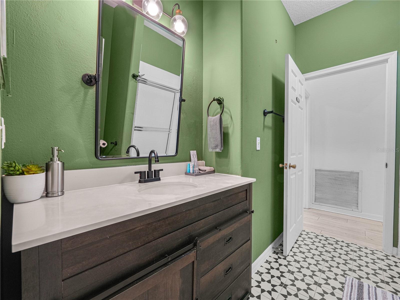 GLENBROOK SUB - Residential