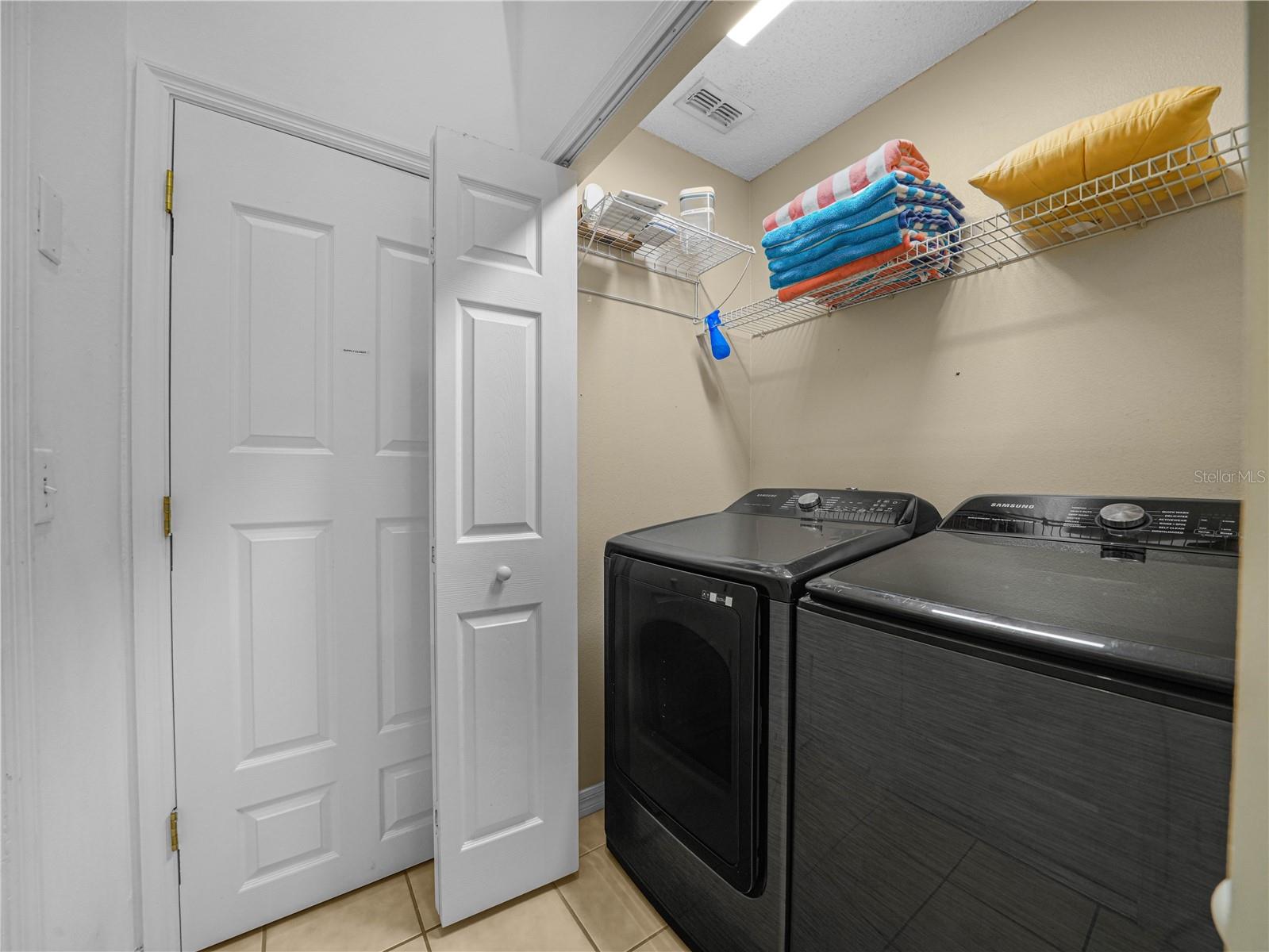 GLENBROOK SUB - Residential