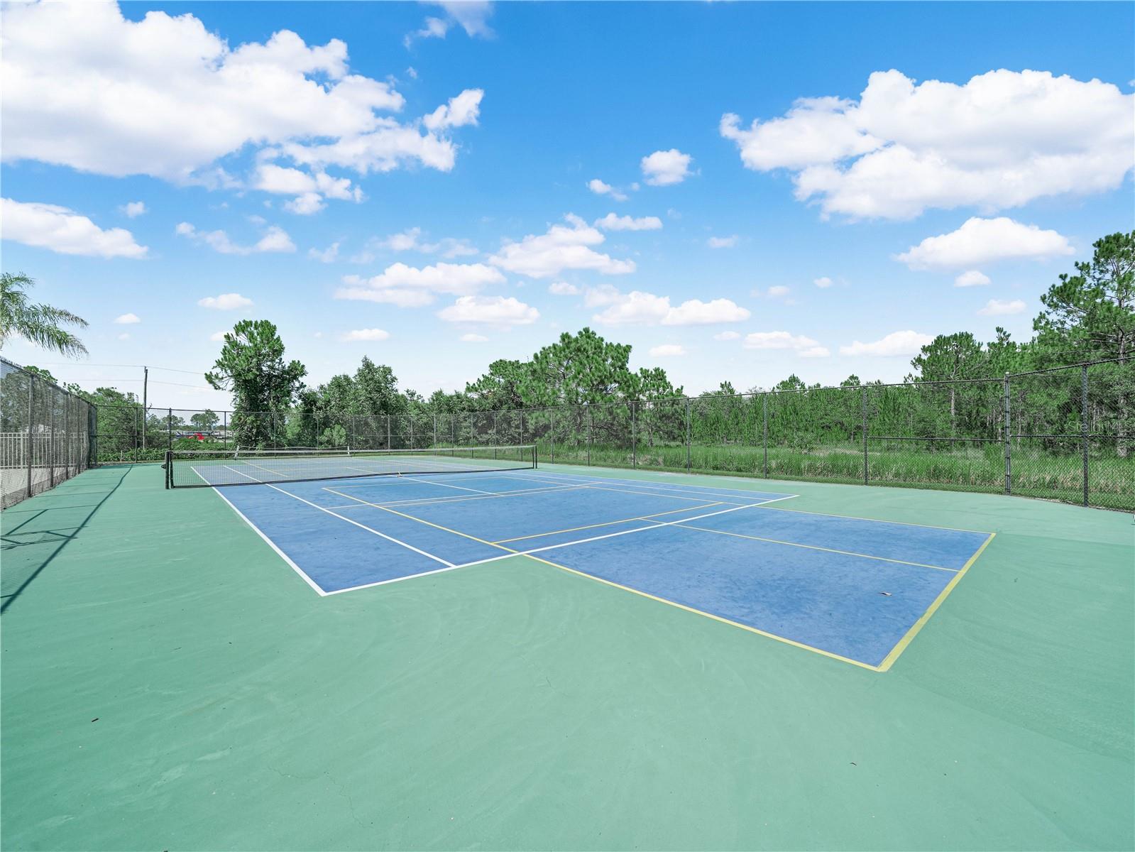 GLENBROOK SUB - Residential