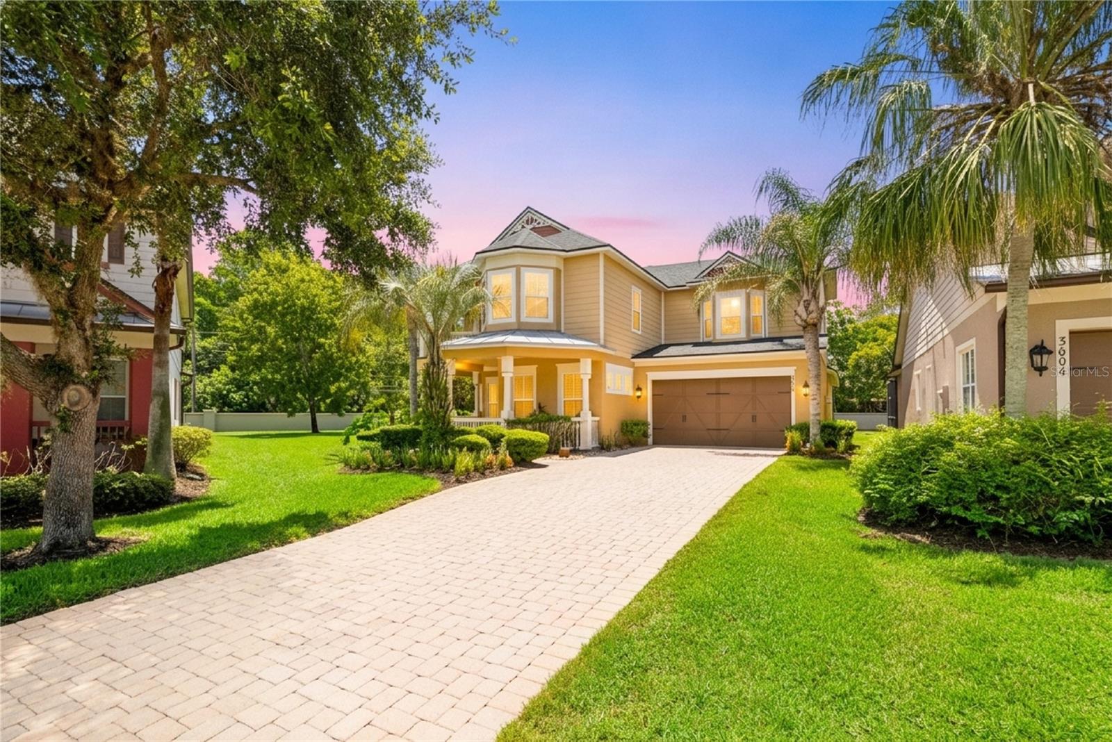 BANYAN POINTE - Residential