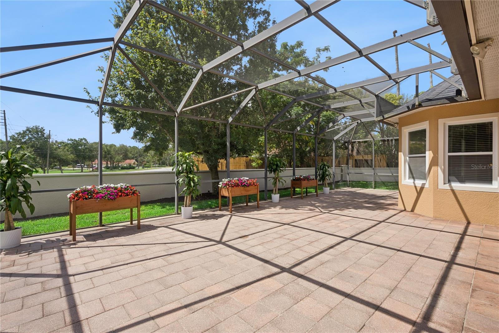 BANYAN POINTE - Residential
