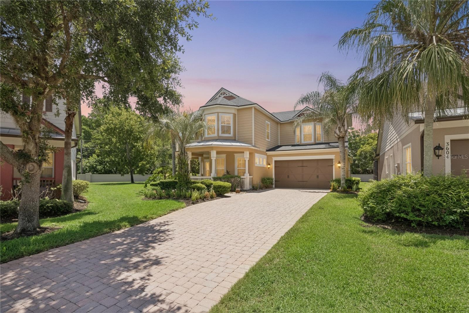 BANYAN POINTE - Residential