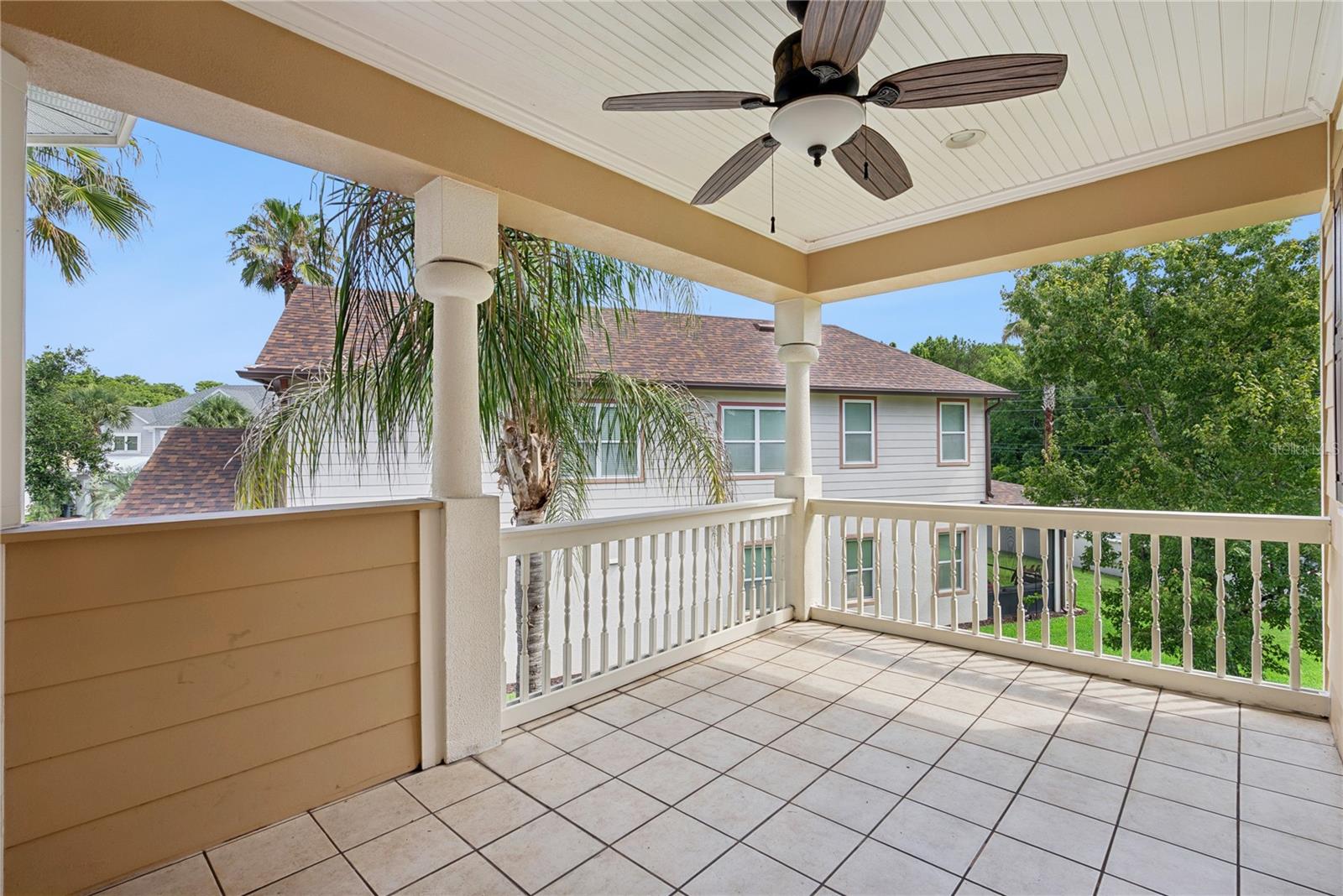 BANYAN POINTE - Residential