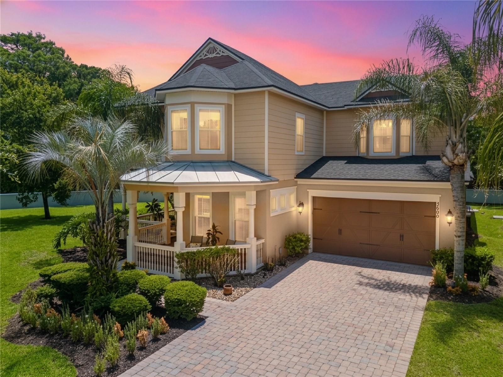 BANYAN POINTE - Residential